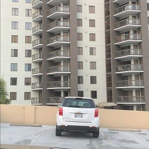 Meet your Posher, Douglas